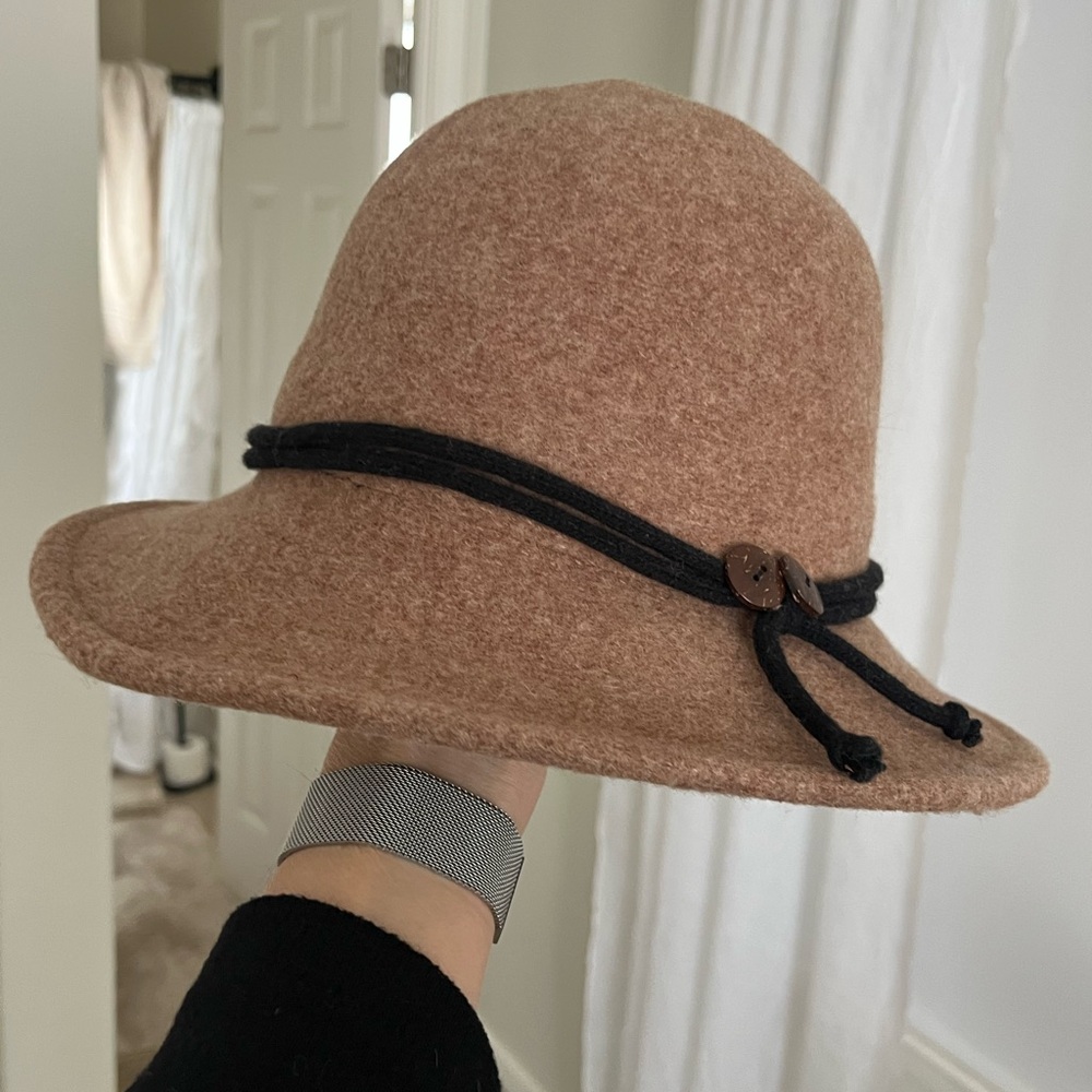 Women’s Fall Hat
